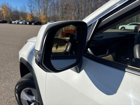 Used 2019 Toyota RAV4 XLE w/ Convenience Package image 19