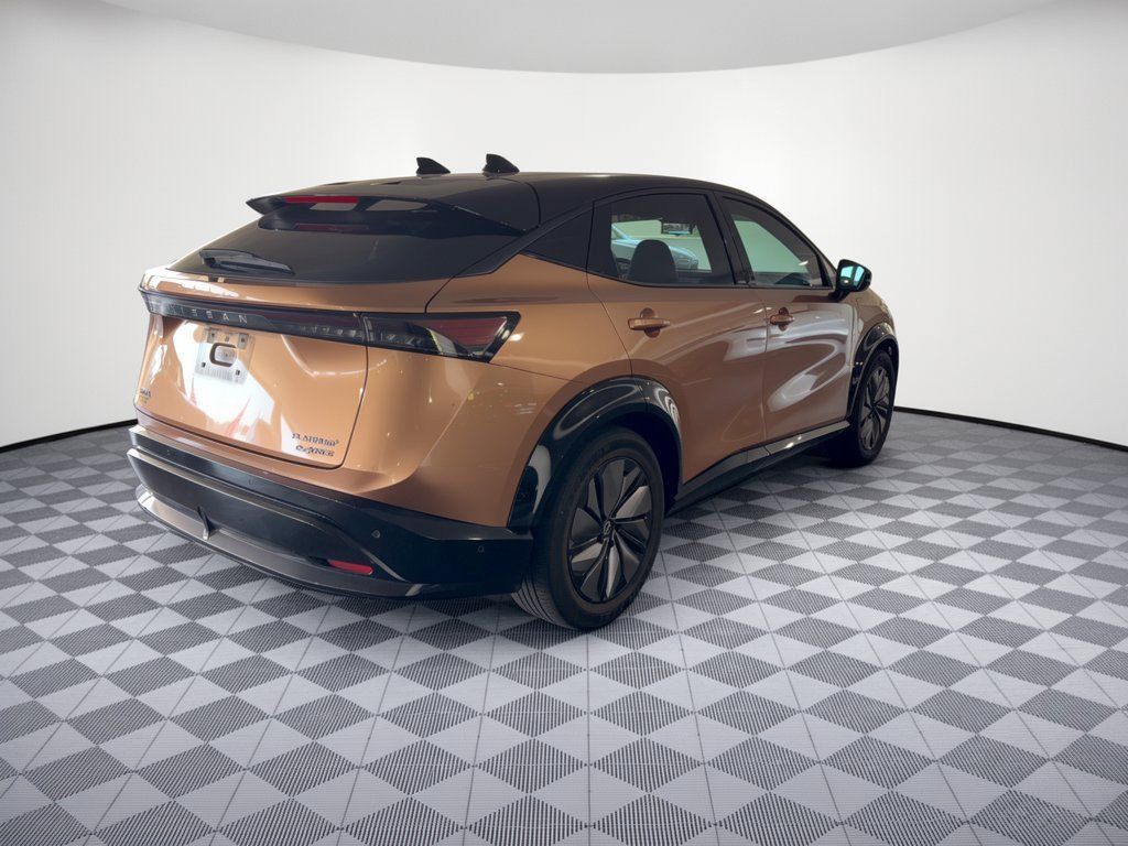 Used 2024 Nissan Ariya AWD image 7