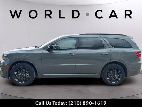 Used 2023 Dodge Durango GT w/ Blacktop Package RWD image 10