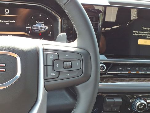 New 2026 GMC Sierra 1500 Elevation w/ Elevation Premium Package AWD/4WD image 18