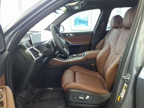 New 2026 BMW X5 xDrive50e w/ Premium Package AWD/4WD image 19