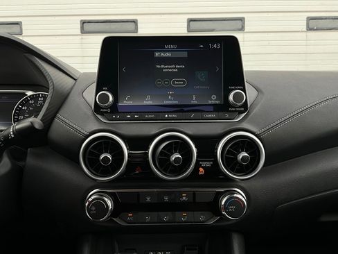 Used 2025 Nissan Sentra SV image 25