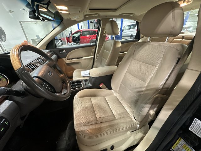 Used 2008 Ford Taurus Limited AWD/4WD image 17