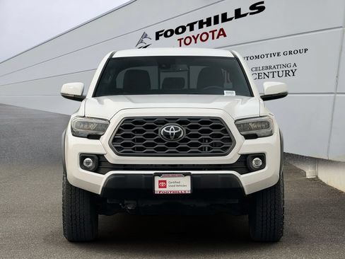 Certified 2023 Toyota Tacoma TRD Off-Road w/ Technology Package AWD/4WD image 2