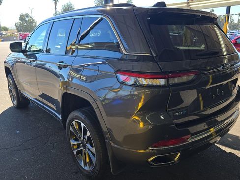 Used 2022 Jeep Grand Cherokee Overland w/ Advanced Protech Group III image 6