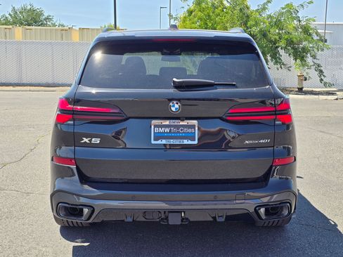 New 2026 BMW X5 xDrive40i w/ M Sport Package AWD/4WD image 5