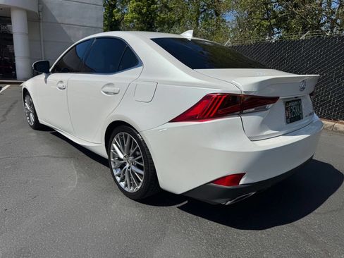 Used 2017 Lexus IS 300 AWD image 3