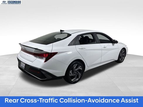 Certified 2025 Hyundai Elantra Sport image 5