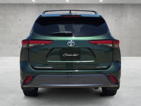 Used 2023 Toyota Highlander Limited FWD image 15
