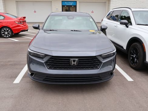 Used 2023 Honda Accord EX image 2
