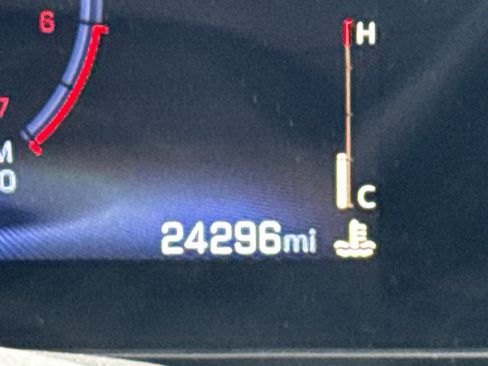 Certified 2024 Chevrolet Trax RS w/ Sunroof Package image 22