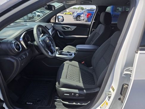 Used 2022 Chevrolet Blazer LT FWD image 10