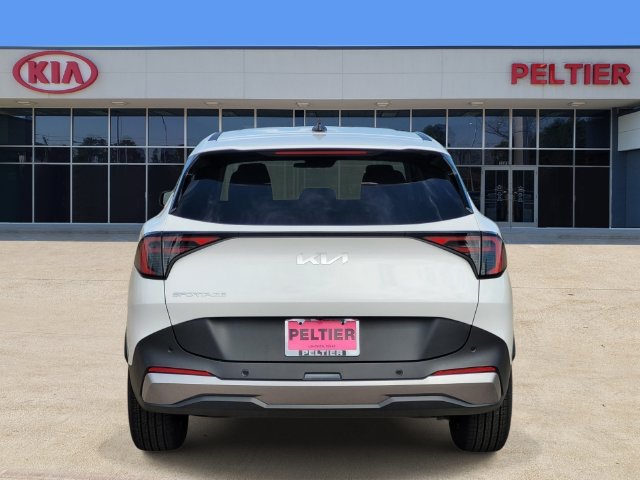 New 2027 Kia Sportage EX FWD image 4