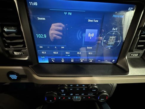 Used 2023 Ford Bronco Wildtrak image 23