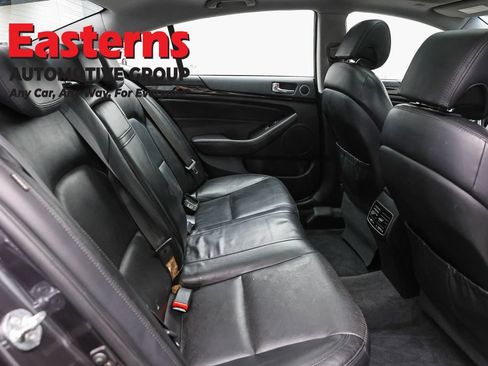 Used 2014 Kia Cadenza Premium w/ Luxury Package FWD image 27