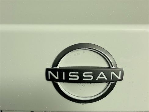New 2025 Nissan Sentra SV image 18