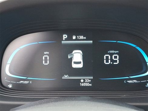 Used 2023 Hyundai Venue SEL w/ Cargo Package image 21