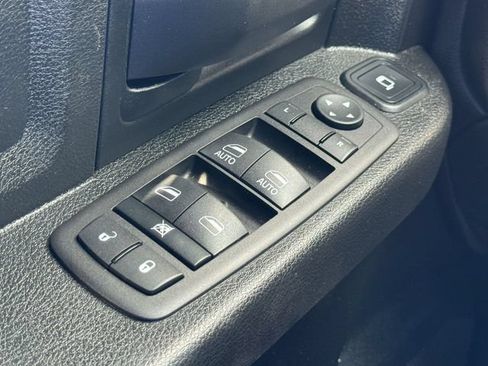 Used 2023 RAM 2500 Tradesman AWD/4WD image 23