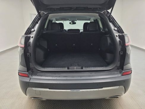 Used 2019 Jeep Cherokee Limited AWD/4WD image 29