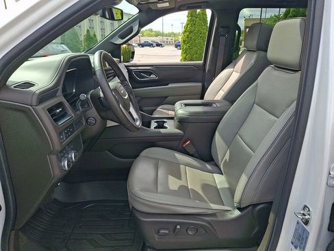 Certified 2023 GMC Yukon XL SLT w/ SLT Premium Package image 15