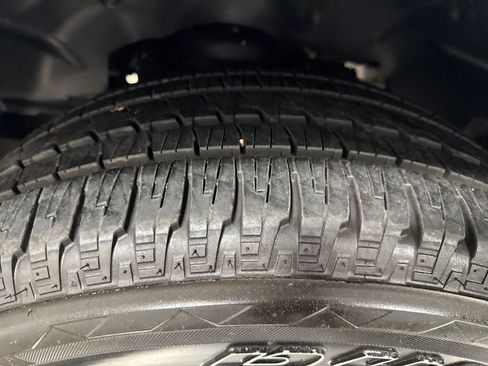 Used 2022 RAM 1500 Limited AWD/4WD image 11