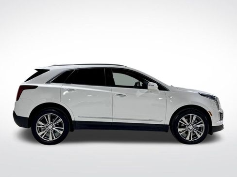 Used 2024 Cadillac XT5 Premium Luxury image 11