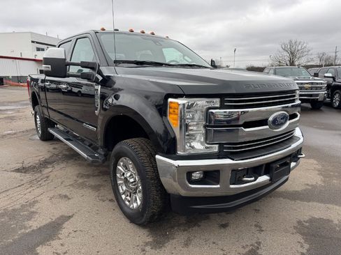 Used 2017 Ford F250 Lariat w/ Lariat Ultimate Package image 7