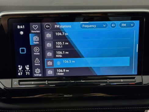 Used 2025 Volkswagen Atlas Cross Sport SE AWD/4WD image 20