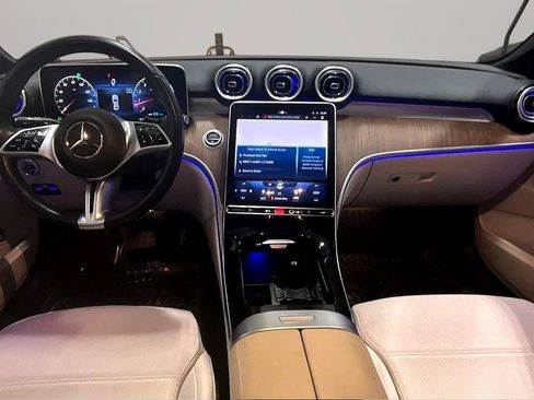 Used 2022 Mercedes-Benz C 300 4MATIC Sedan image 7