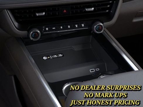 New 2026 Chevrolet Suburban Z71 w/ Comfort Package image 23