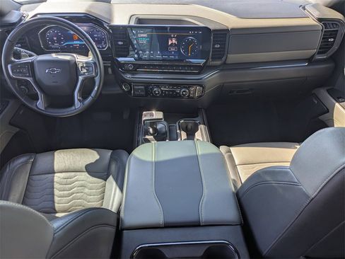 Used 2023 Chevrolet Silverado 1500 ZR2 w/ Technology Package image 2