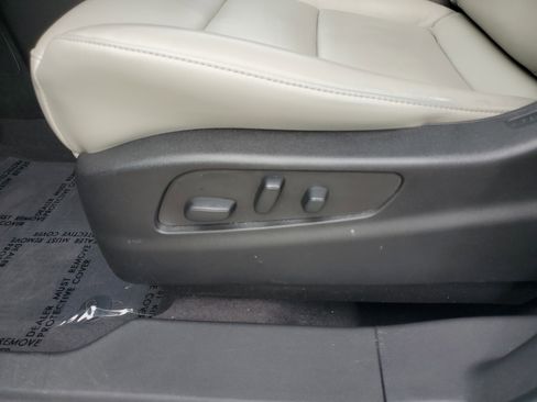 Used 2023 Cadillac XT4 Premium Luxury w/ Driver Assist Package image 13