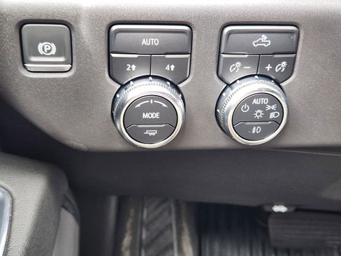 Used 2024 GMC Sierra 1500 Elevation AWD/4WD image 18