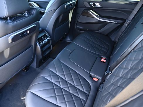 New 2026 BMW X5 xDrive40i w/ Premium Package image 11