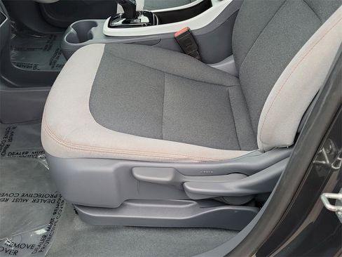 Used 2020 Chevrolet Bolt LT image 13