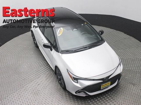 Used 2024 Toyota Corolla XSE FWD image 3