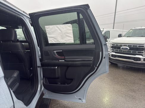 New 2025 Ford Expedition Platinum w/ Stealth Performance Package image 17