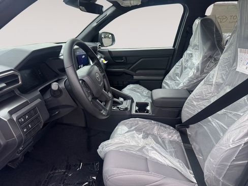 New 2026 Toyota Tacoma SR5 AWD/4WD image 9