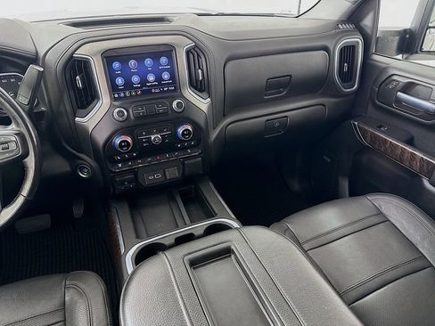 Used 2021 GMC Sierra 2500 Denali w/ Denali Ultimate Package image 24