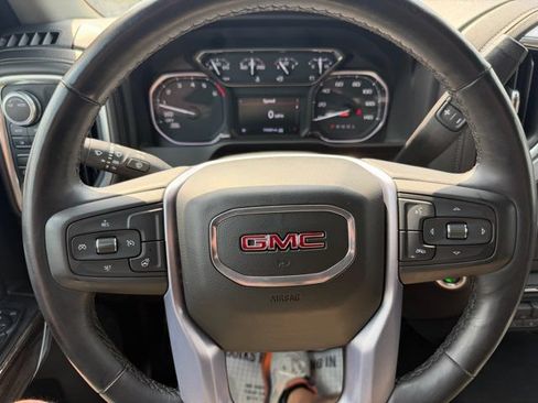 Used 2020 GMC Sierra 1500 SLE w/ SLE Value Package AWD/4WD image 12