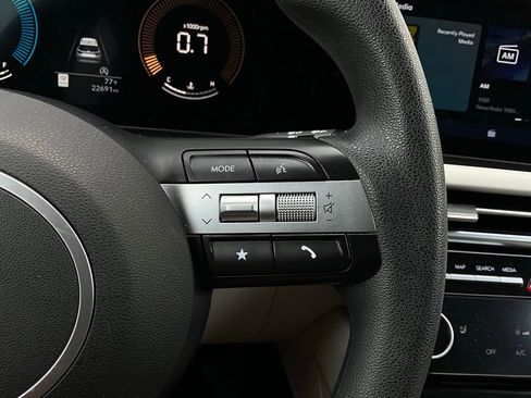 Used 2025 Hyundai Tucson SEL image 36