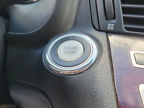 Used 2013 INFINITI M35 M35h w/ Premium Pkg image 25