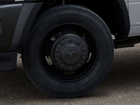 New 2025 RAM 4500 Tradesman AWD/4WD image 8