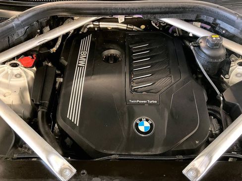 Used 2021 BMW X5 xDrive40i w/ M Sport Package image 29