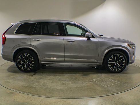 Used 2026 Volvo XC90 B6 Plus AWD/4WD image 6
