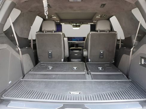 Used 2025 Cadillac Escalade Sport Platinum AWD/4WD image 20
