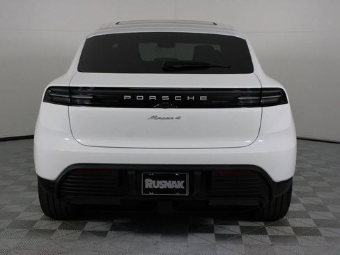 Certified 2024 Porsche Macan 4 Electric image 6