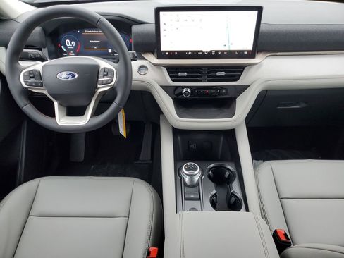 New 2026 Ford Explorer Active AWD/4WD image 27