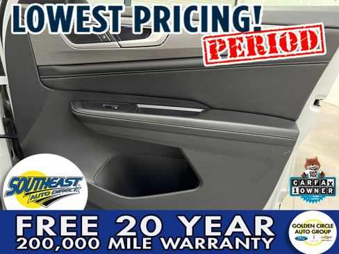 Used 2024 Volkswagen Atlas Cross Sport SE image 25