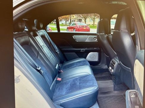 Used 2017 Lincoln Continental Black Label w/ Climate Package AWD/4WD image 10
